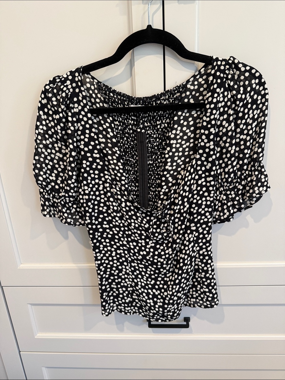 Black & White Polka Dot Puff Sleeve Women's Top